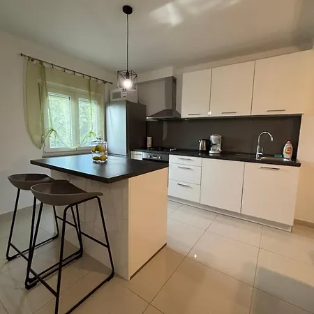 Apartmán New Ema Ii *