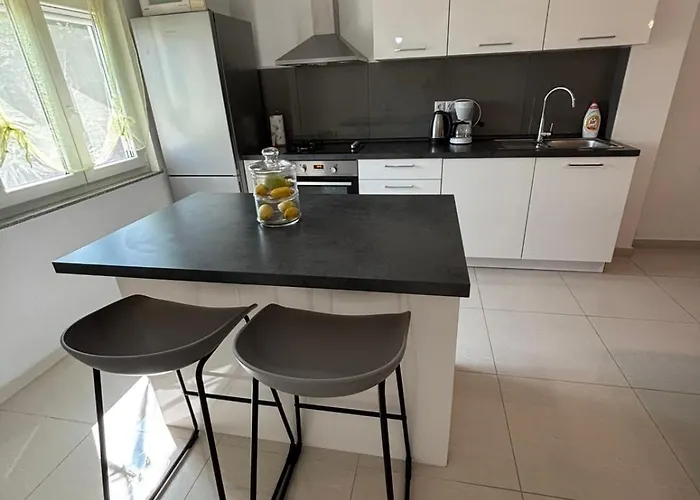 Apartmán New Ema Ii Vrh (Krk)