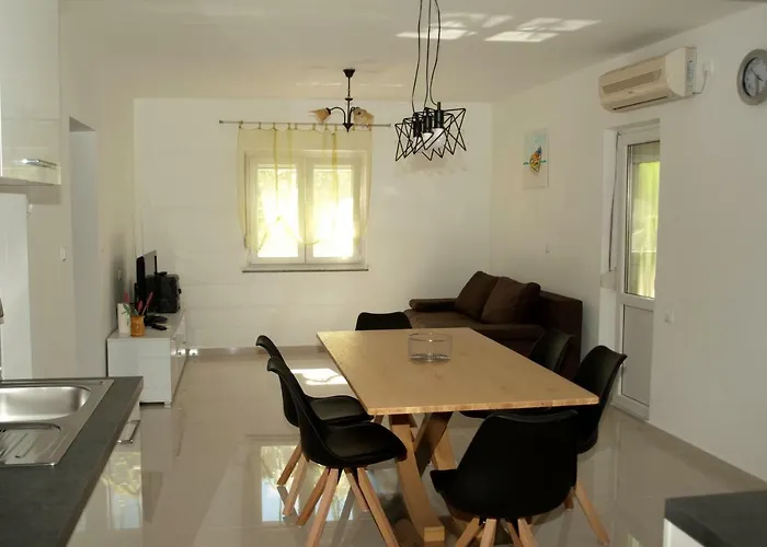 Apartmán New Ema Ii